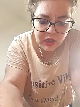cindybbwsquirt live cam