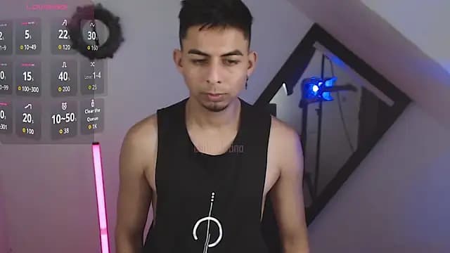 ALPHA_LATINO live cam