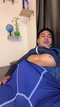Ugh_Manux live cam