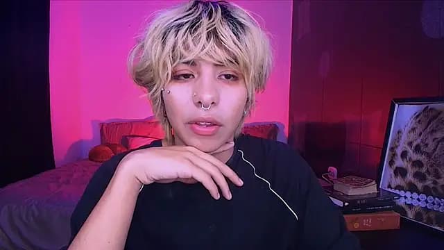 Aronn_44 live cam