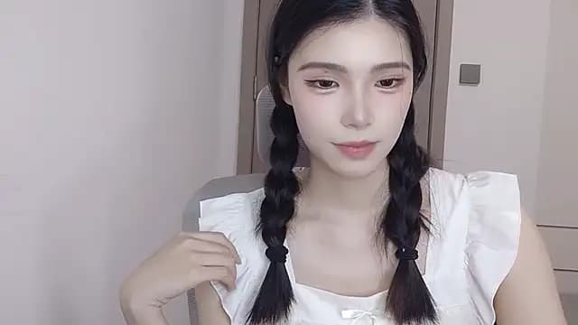 Tibbie-66 live cam