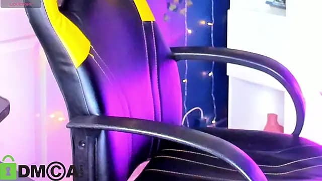 Sara_Robinson live cam