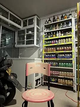 OliverWest04 live cam