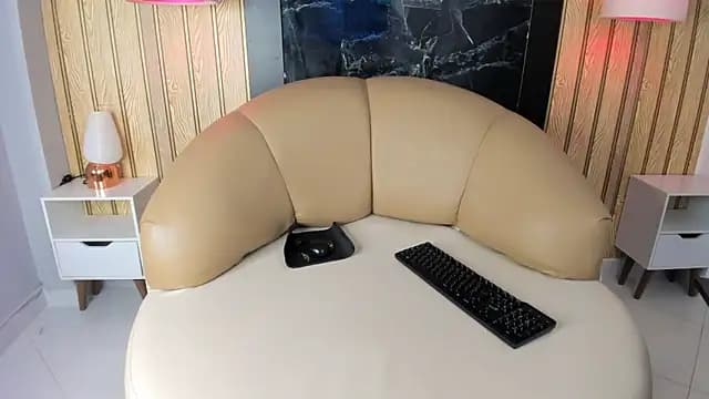 Valery_moonss live cam