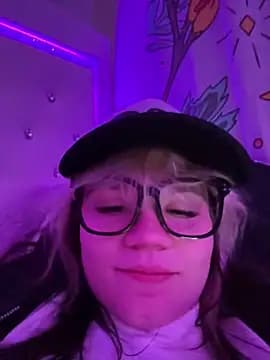 Cutiepiespanks live cam