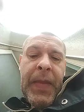 Andrzej-M live cam
