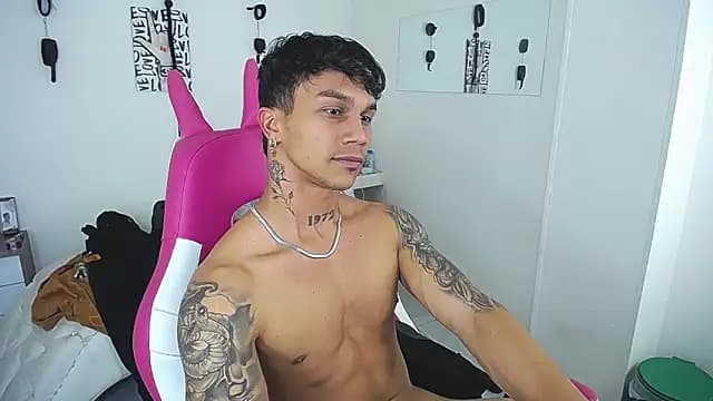 Leonard_Price live cam