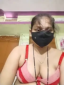 Priyanka_30 live cam
