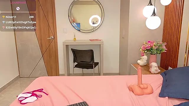 SamanthaaReed live cam
