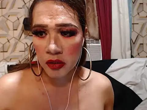 tshugecumxxx live cam