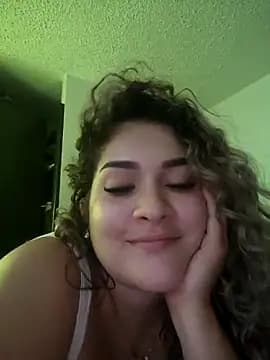Sara_smiiith211 live cam