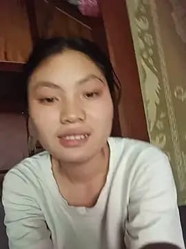 Hilary-123 live cam
