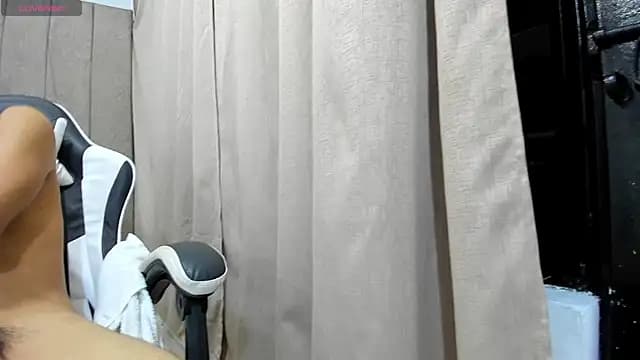 pipe_hot04 live cam