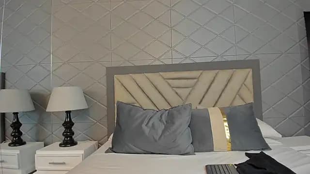 CharyLin live cam