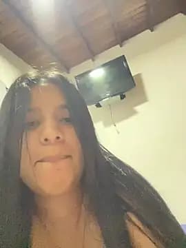 sara_alejandra live cam