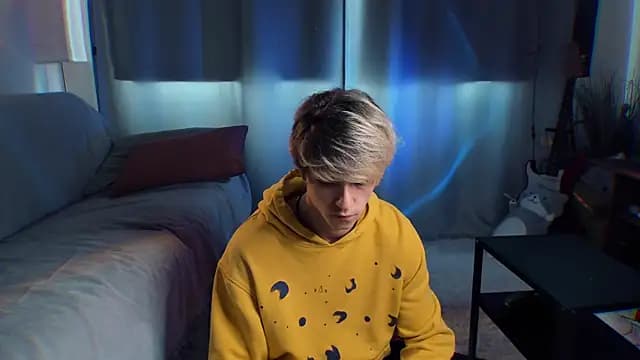 Breston_Sweet live cam