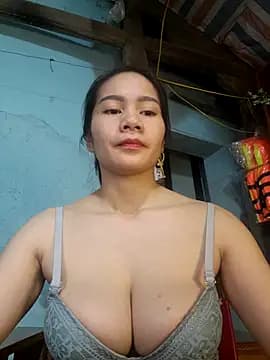 Nice_16 live cam