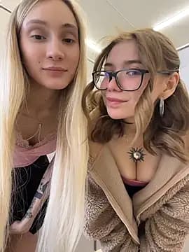 Pink_Kiss live cam
