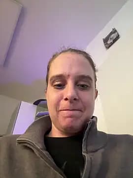 Chantalee live cam