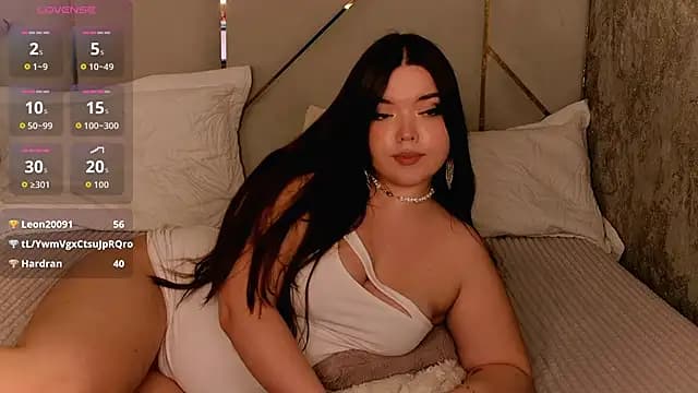 NaomiAster live cam