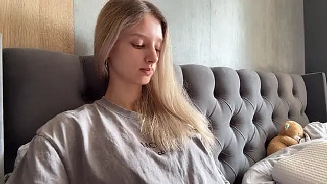 Tiffany_Blom live cam