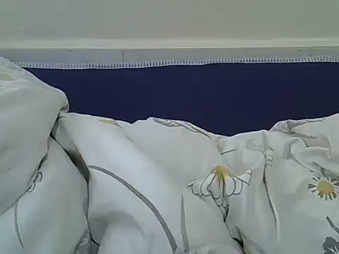 sexy_candi live cam on Stripchat