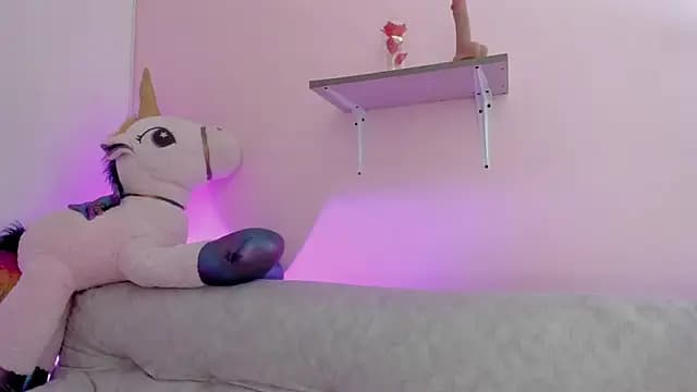 Oriana_Guzman live cam