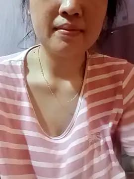 Kee2000 live cam