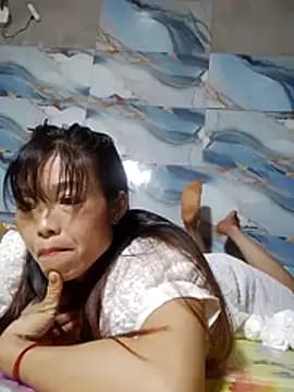 Mai-lan live cam