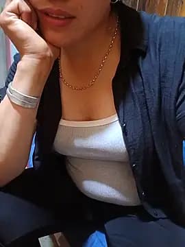 nelina_12345 live cam