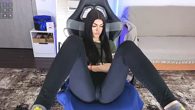 AnacondaOnn live cam
