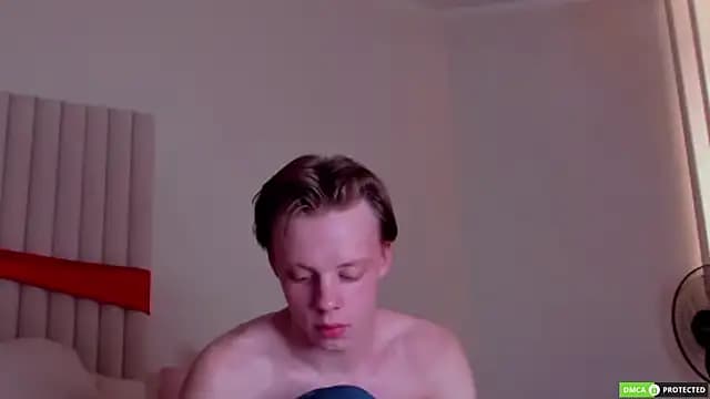 SimonWarner live cam
