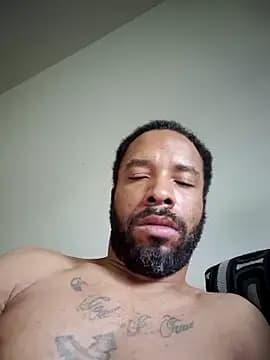 yoursexydaddy8181 live cam on Stripchat