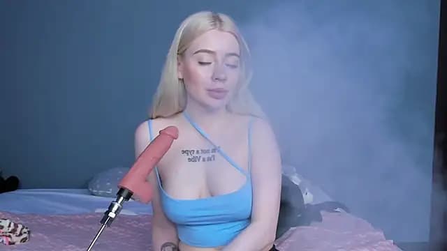 Lillie_Berry live cam