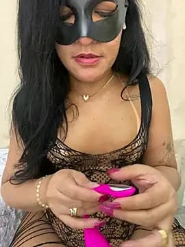 Kacaah live cam on Stripchat