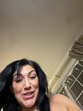 LittleMissEeve live cam