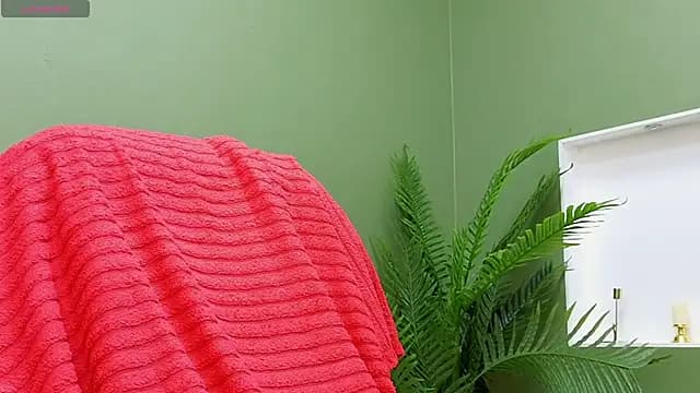Dolorys live cam on Stripchat