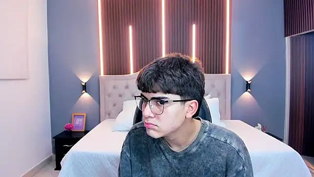 Tommy18__ live cam