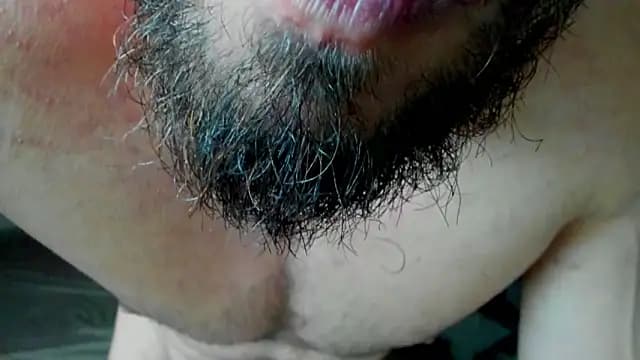 IvanHydee live cam