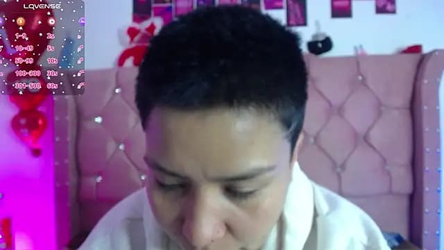 nat_evans8 live cam
