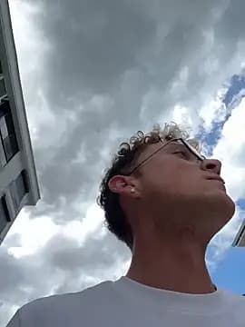 Turkishleo live cam