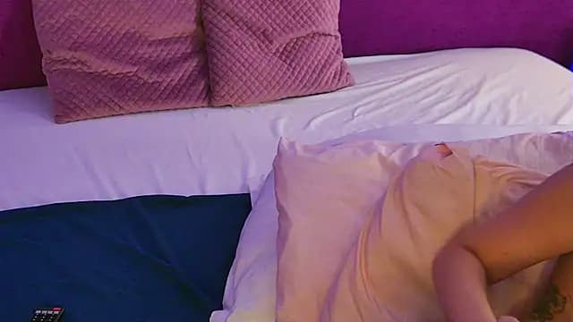 KandyCosse live cam