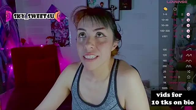 Sky_Girl_LS live cam on Stripchat