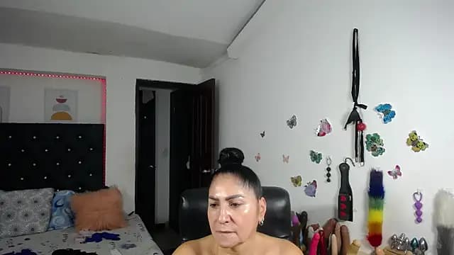 mature_bigboobs10 live cam
