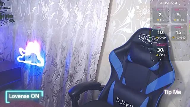 Shiny_Victoria live cam
