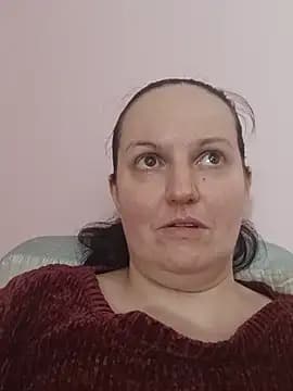 BustyLadyAlma live cam
