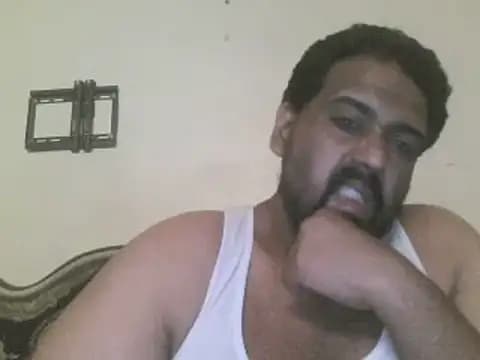elpoop7305 live cam