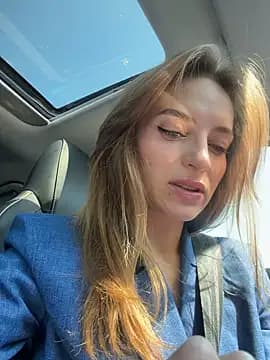 -AngelAri live cam