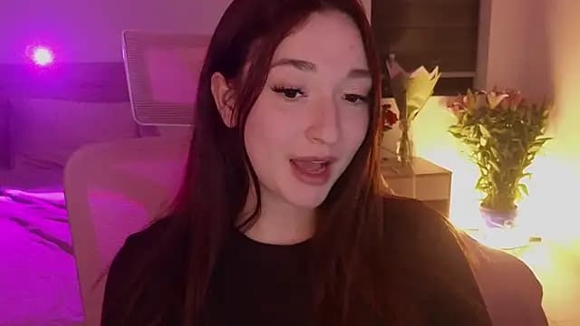 YasmineWest live cam