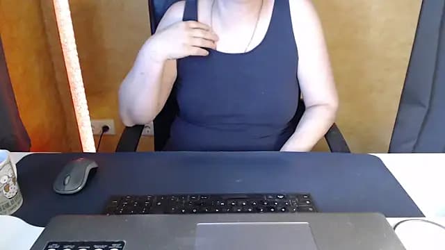 SweetPhoenix76 live cam